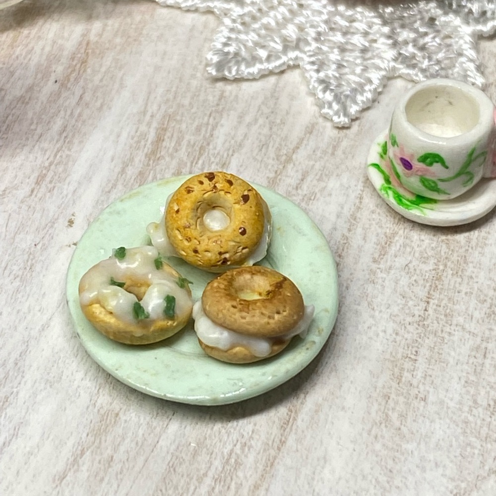 Handmade Dollhouse miniatures - Picture 2 of 2